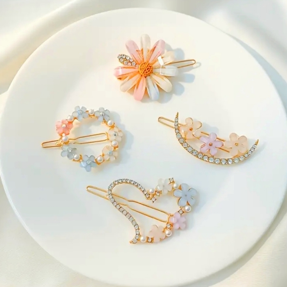Flower Hair Clip Set - Four Pcs. - Picture 4 of 4